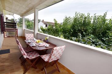 Ferienwohnungen mit Parkplatz Babici, Umag - 22437