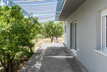 Ferienhaus am Meer Kastel Stafilic, Kastela - 22438