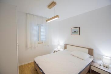 Two bedroom apartment Pakoštane, Biograd (A-22446-a)