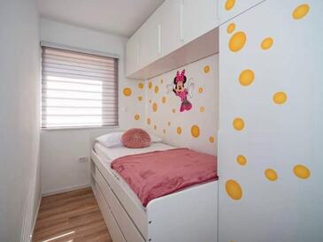 Ferienwohnungen mit Parkplatz Kastel Sucurac, Kastela - 22451