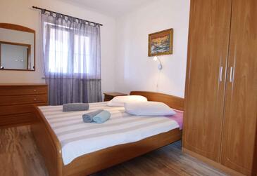 Apartments with parking space Valica, Umag - 22453