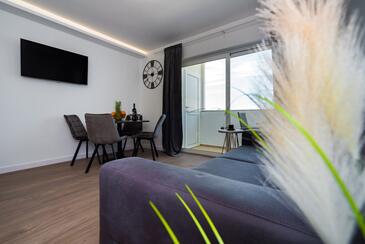 Ferienwohnungen mit Parkplatz Kastel Sucurac, Kastela - 22456