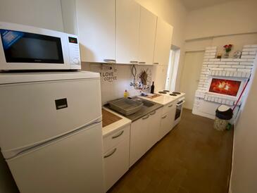 Ferienwohnungen mit Parkplatz Ivan Dolac, Hvar - 22459