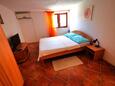 Pakoštane, Dormitor în unitate de cazare tip apartment, aer condiționat disponibil, animale de companie sunt acceptate şi WiFi.