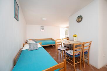 Pakoštane, Stue i overnattingstype apartment, kjæledyr tillatt jeg WiFi.