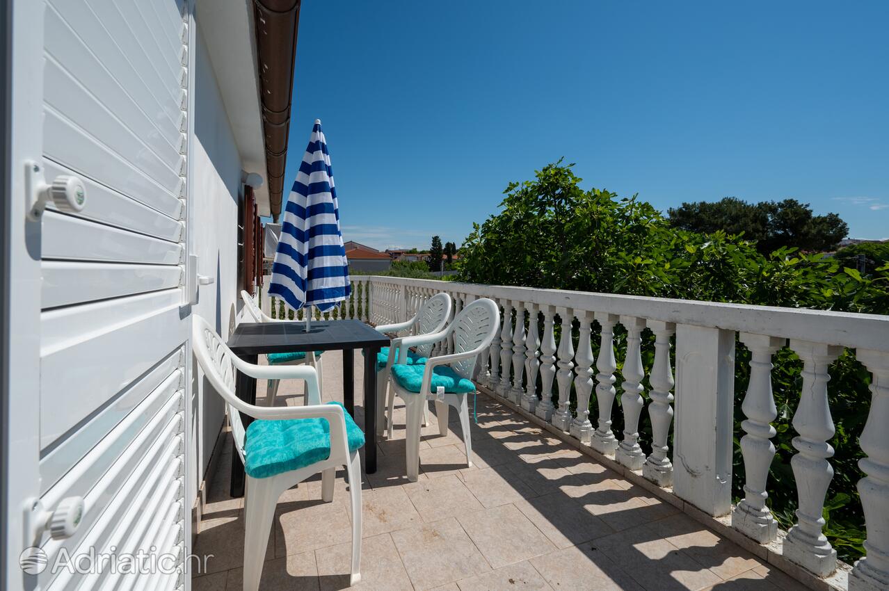Appartements avec parking Pakostane, Biograd - 22462