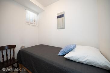 Apartments with parking space Pakoštane, Biograd - 22462