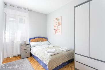 Apartmanok parkolóhellyel Kastel Luksic, Kastela - 22469