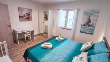 Ház családok részére parkolóhellyel Zadar - Diklo, Zadar - 22477