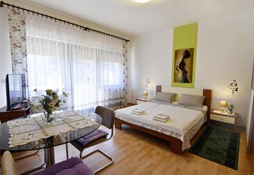 Lejlighedens parkeringsplads Umag - 22482