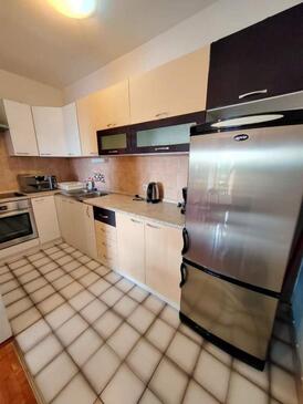 Апартаменты с парковкой Раб - Rab - 22497