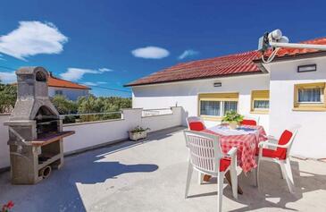 Apartmani s parkingom Barbat, Rab - 22498