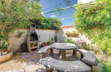 Apartamento para dos personas Barbat, Rab (A-22498-a)