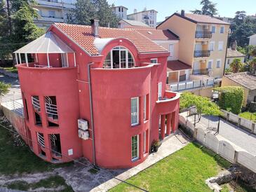 Lägenheter med parkering Crikvenica - 22516 Adriatic.hr