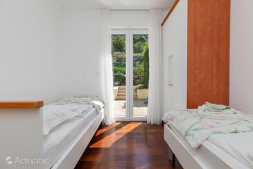 Apartments with parking space Drašnice, Makarska - 22517