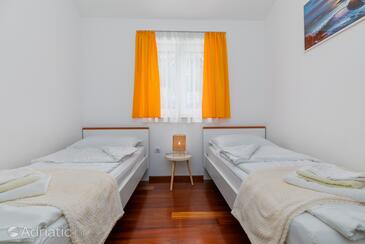 Apartments with parking space Drašnice, Makarska - 22517