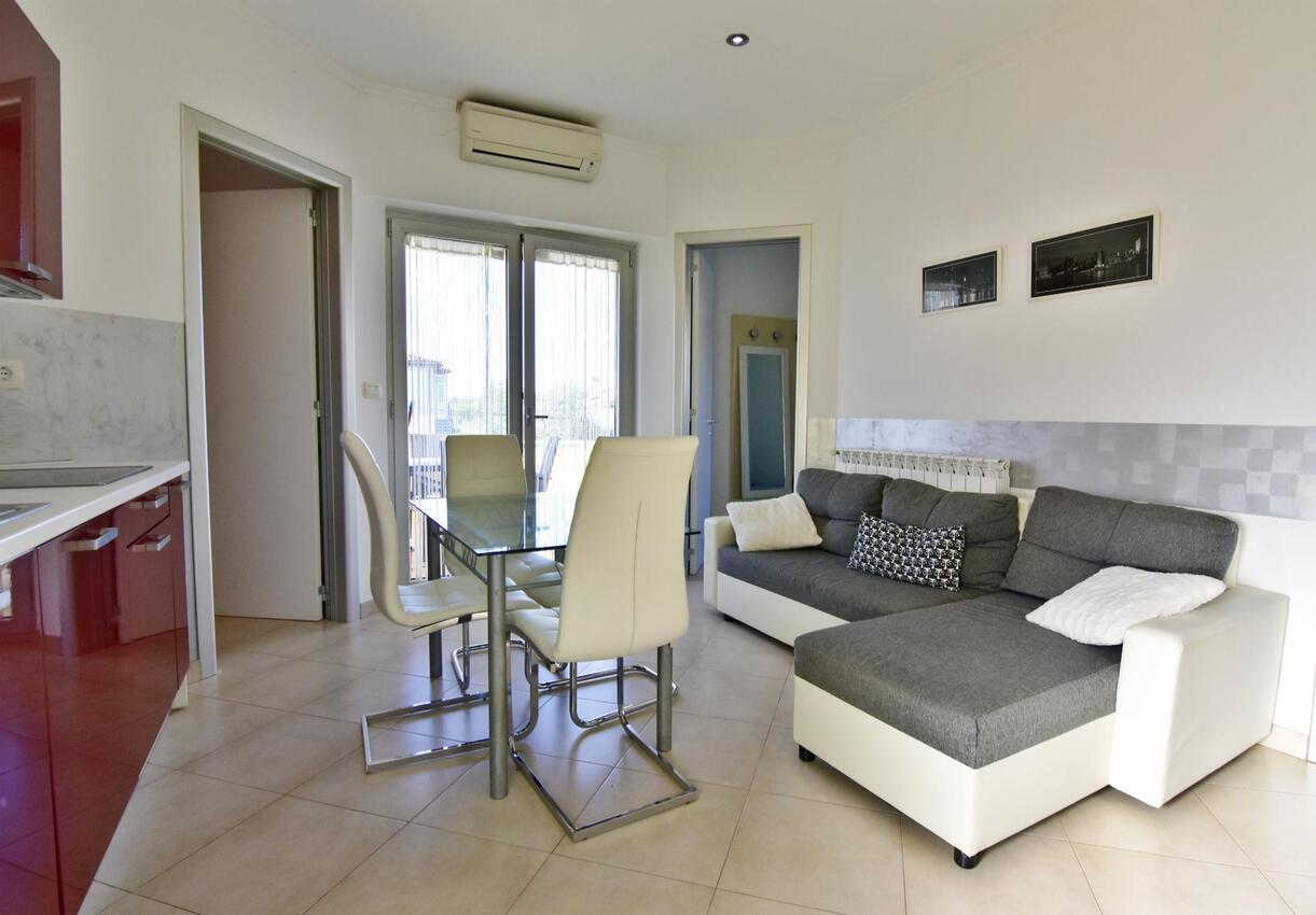 Kétszobás apartman Umag (A-22521-b)