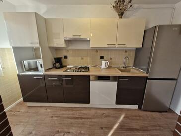 Apartments with parking space Rovinj - 22525
