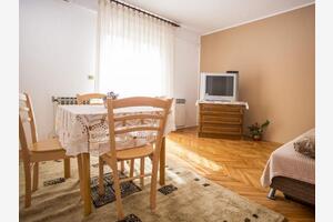 Jednopokojový apartmán Rovinj (A-22527-a)