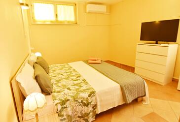 Appartamenti con parcheggio Umago - Umag - 22540