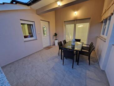 Trosobni apartman Mundanije, Rab (A-22552-a(