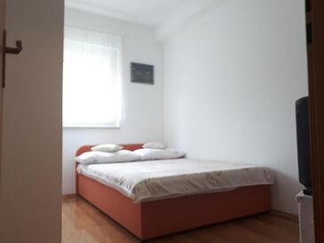 Appartamenti con parcheggio Milovcici, Veglia - Krk - 22553