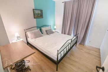 Dom s bazénom pre rodinu Jakišnica, Pag - 22556