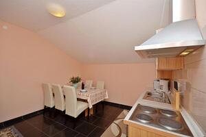 Třípokojový apartmán Vodice (A-22557-b(