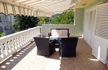 Apartments with parking space Palit, Rab - 22562