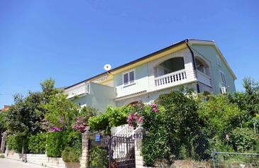 Apartamenty z parkingiem Palit, Rab - 22562 Adriatic.hr