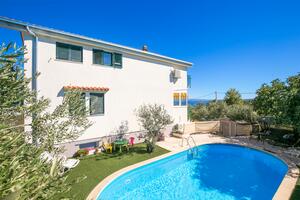 Leiligheter med basseng Kastel Novi, Kastela - 22569