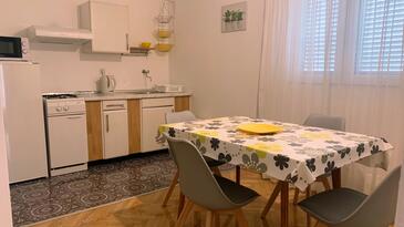 Apartamentos y habitaciones junto al mar Drasnice, Makarska - 22573