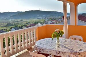 Two bedroom apartment Lopar, Rab (A-22583-c(