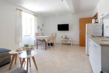 Appartement d'une chambre Trogir (A-22597-a)