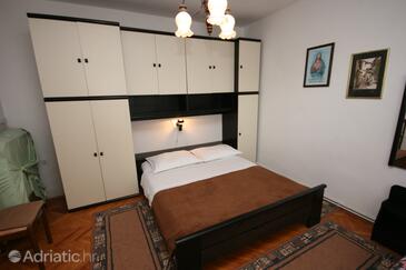 Apartmani s parkingom Povljana, Pag - 226