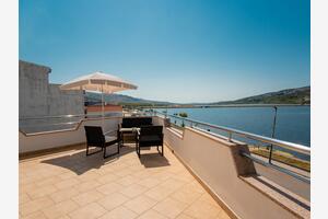 Two bedroom apartment Pag (A-22605-a)