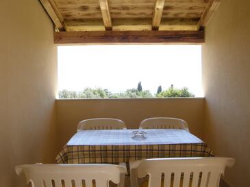 Apartments with parking space Fažana - 2261