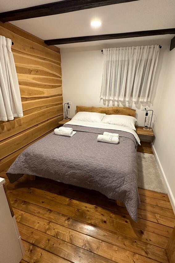 K-22618 - Privatunterkunft - Ferienhaus mit Parkplatz Čatrnja, Karlovac