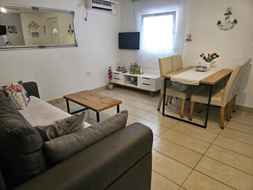 Apartments with terrace Vir, North Dalmatia