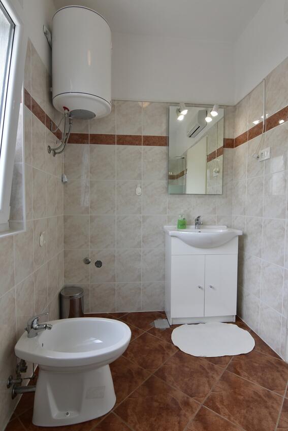 A-22628-a - Alloggi privati - Appartamenti accanto al mare Umago - Umag