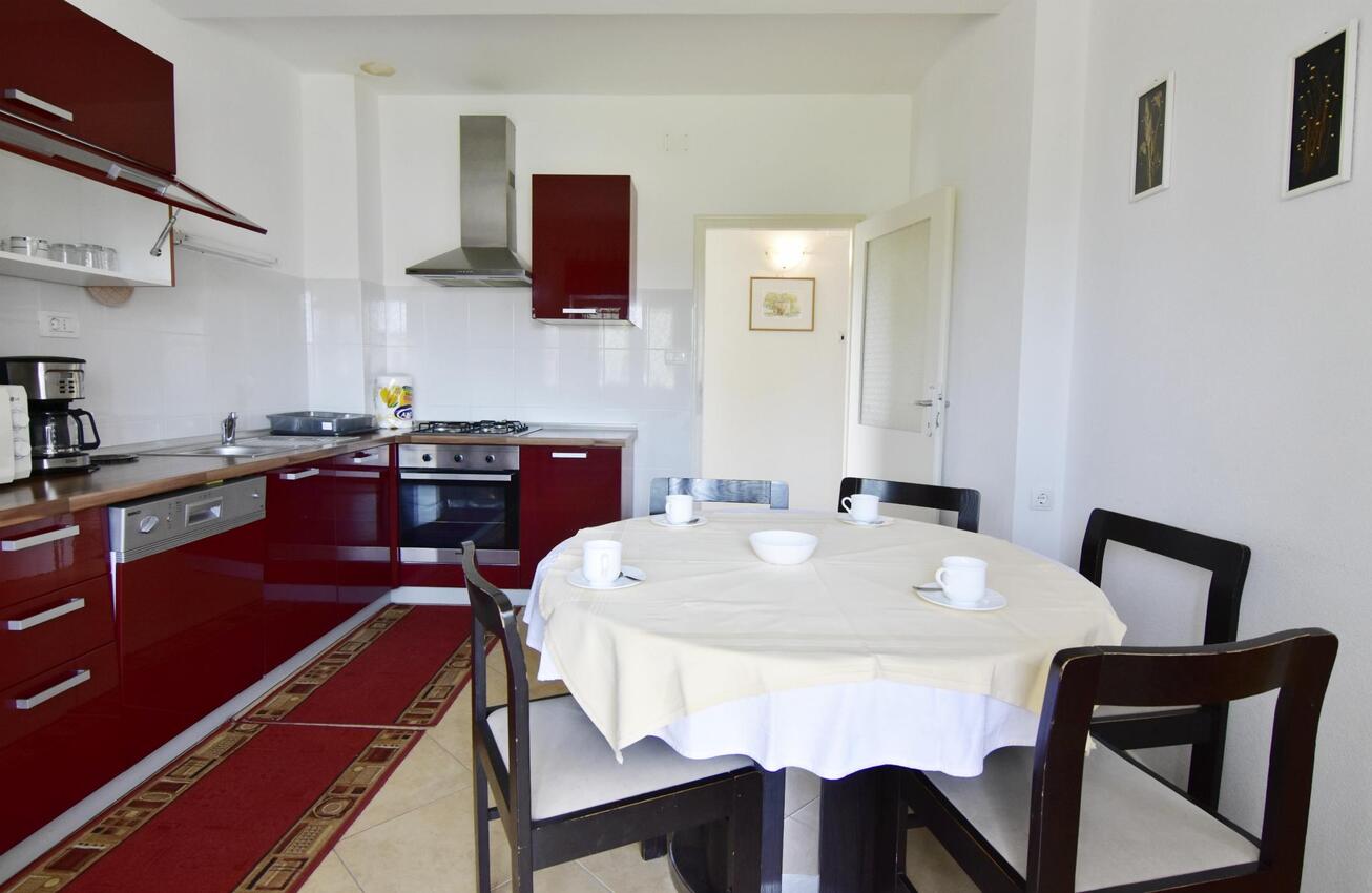 A-22628-a - Alloggi privati - Appartamenti accanto al mare Umago - Umag
