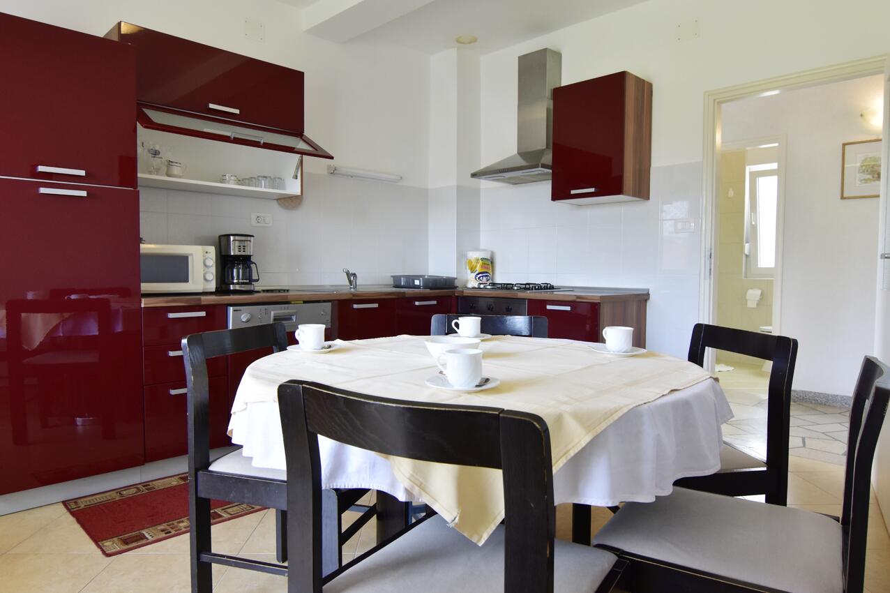 A-22628-a - Alloggi privati - Appartamenti accanto al mare Umago - Umag