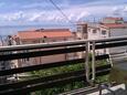 Makarska, Balcon dans l’hébergement en type apartment, avec la vue sur la mer, animaux acceptés et WiFi.