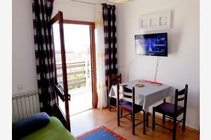 Apartmány s parkovištěm Makarská - Makarska - 22633 - Adriatic.hr