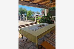 Appartamento di due stanze Kastel Luksic, Castelli - Kaštela (A-22651-a)