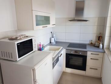 Lejligheder ved havet Kastel Luksic, Kastela - 22651