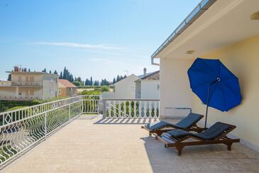 Two bedroom apartment Trogir (A-22655-a)