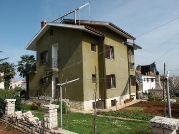 Apartments with terrace Poreč, Istria