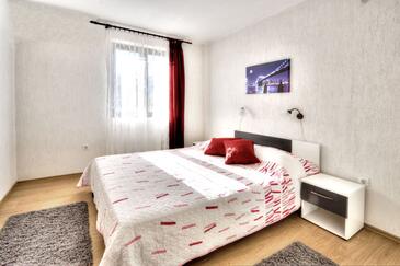 Appartamenti con parcheggio Baska, Veglia - Krk - 22661