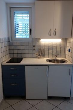 Apartmani s parkingom Postira, Brač - 22664